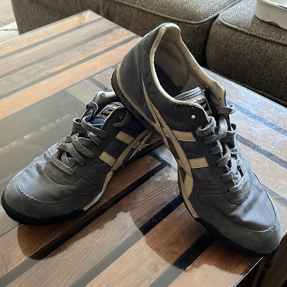 ASICS Onitsuka Tiger Mens Sneaker